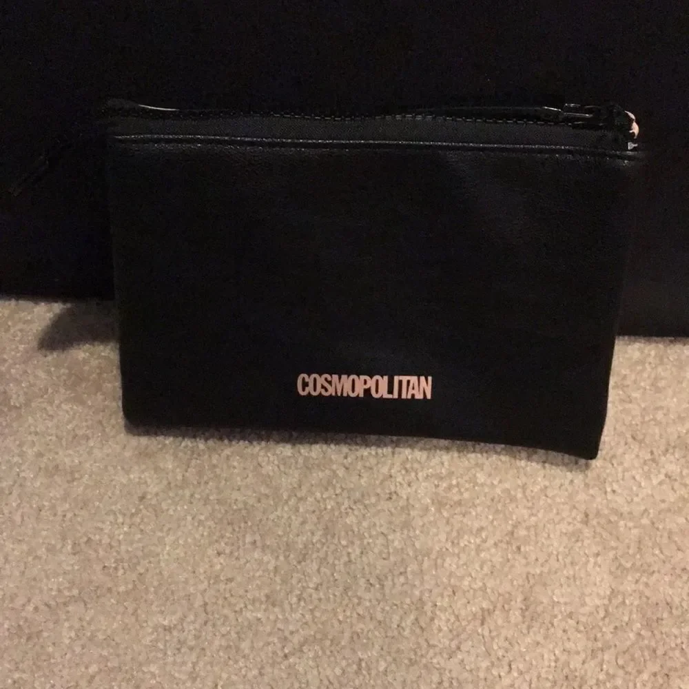 Cosmopolitan Three Compartment Makeup Bag with Zipper